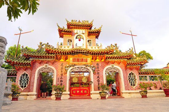 Quan Cong Temple